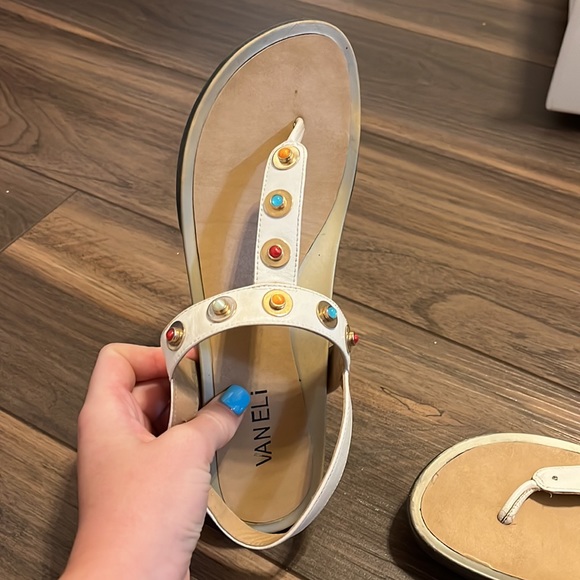 VANELI GEM SANDALS - Picture 2 of 4